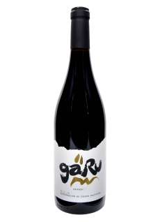 Červené víno Garu